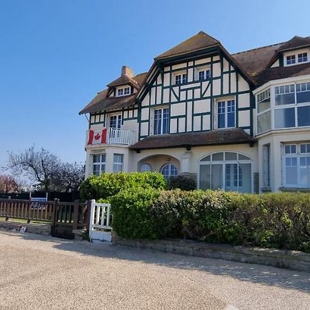 Maison De Vacances Bord De Mer Normandie Plage Du Debarquement Proche Caen Bernières-sur-Mer Εξωτερικό φωτογραφία